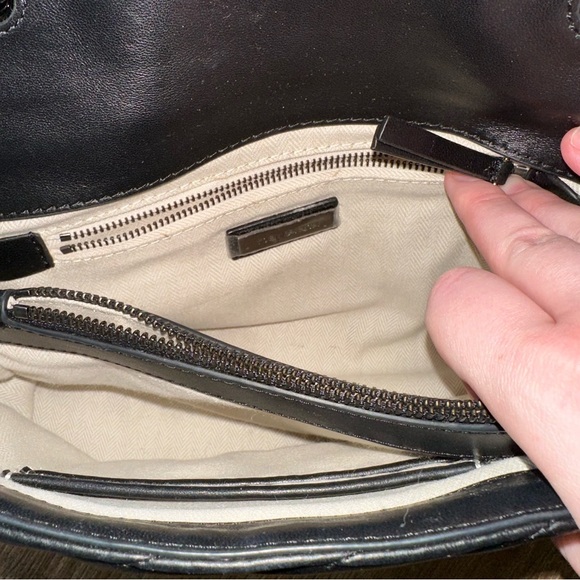 Tory Burch Black Kira Chevron Convertible Shoulder Bag - Picture 8 of 9